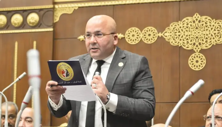 إبراهيم عيسى: دمج العمالة غير المنتظمة خطوة جوهرية نحو العدالة الاجتماعية وتعزيز النمو الاقتصادي