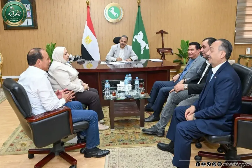 محافظ الشرقية يلتقي أعضاء مجلسي النواب والشيوخ بالمحافظة