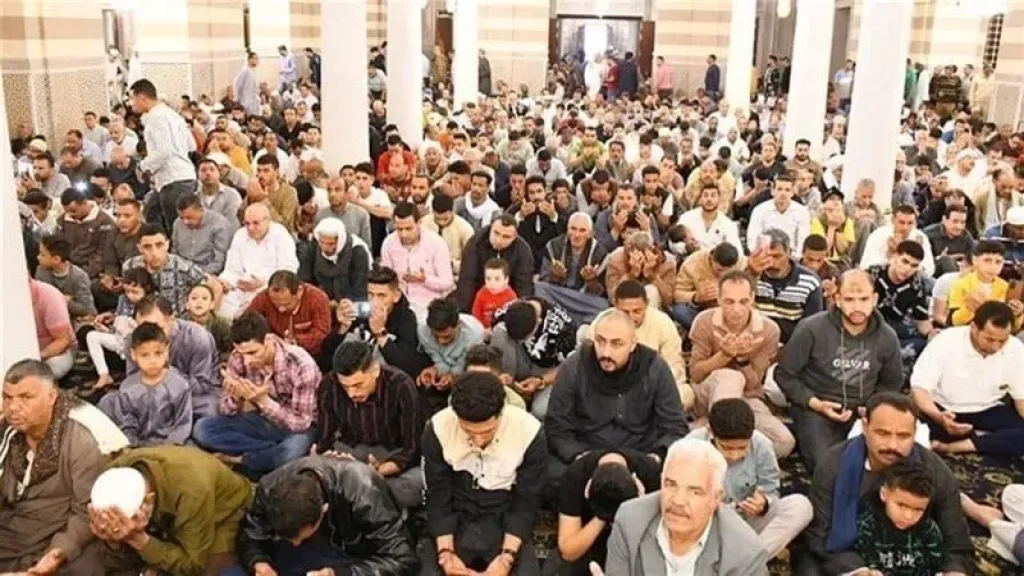 نقل شعائر صلاة الجمعة من مسجد الرحمن بالإسماعيلية