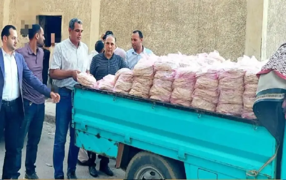 تموين البحيرة يضبط 24 ألف رغيف مدعم و98 شيكارة دقيق و120 بطاقة تموينية في حملات مكبرة
