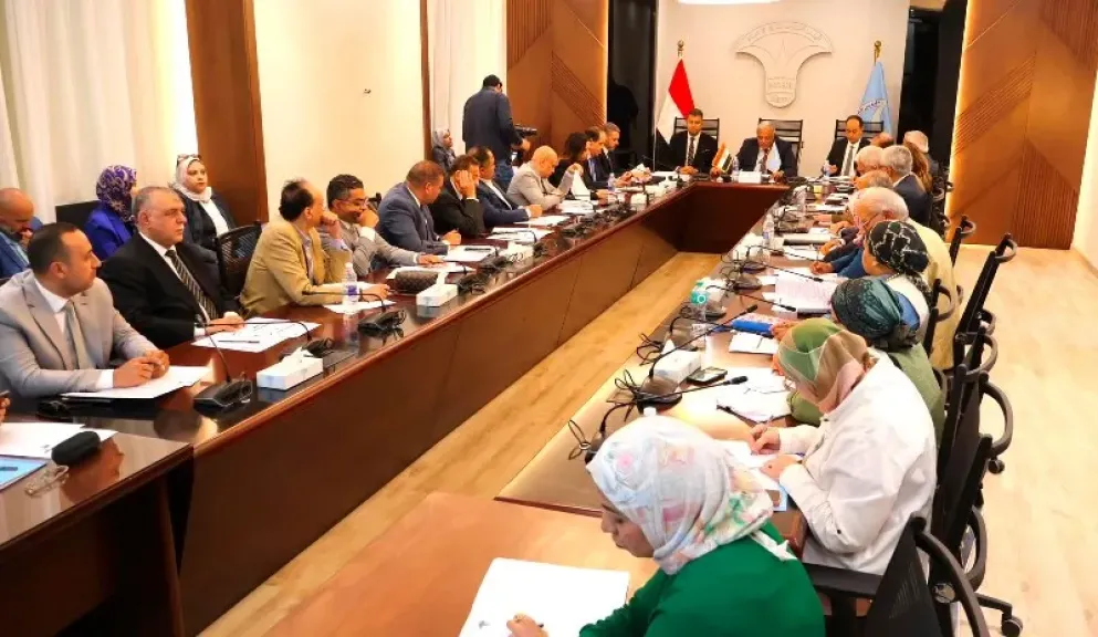 رئيس مصر القومي” يطالب بإدخال تعديلات تضمن تحقيق العدالة وحماية حقوق العاملين بقانون شغل الوظائف |صور