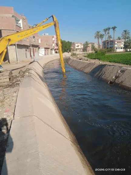 محافظ أسيوط: استمرار تطهير الترع ورفع نواتج التطهير بالتنسيق بين الري والوحدات