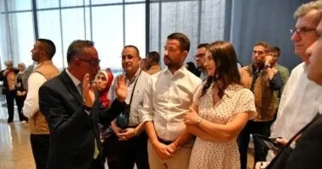 رئيس جمهورية الجبل الأسود وحرمه يزوران المتحف المصري الكبير