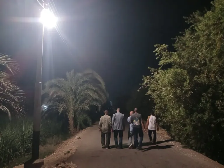 أسيوط: استمرار رفع كفاءة منظومة الإنارة العامة بالطرق الرئيسية
