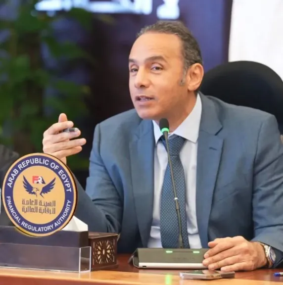 رئيس الرقابة المالية يصدر قرارا بإعادة تشكيل لجنة الجداول الاكتوارية لتأمينات الحياة