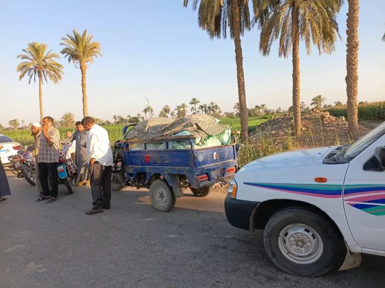 ضبط طن دقيق بلدي مدعم قبل تهريبه للسوق السوداء بإهناسيا في بنى سويف
