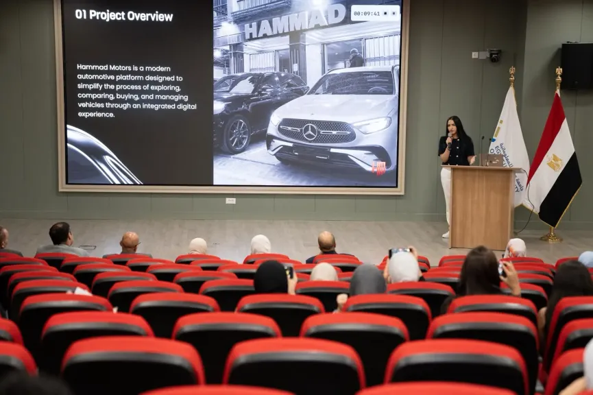 جامعة مصر للمعلوماتية تعلن عن تصميم وابتكار برامج ذكية لخدمة قطاع السيارات