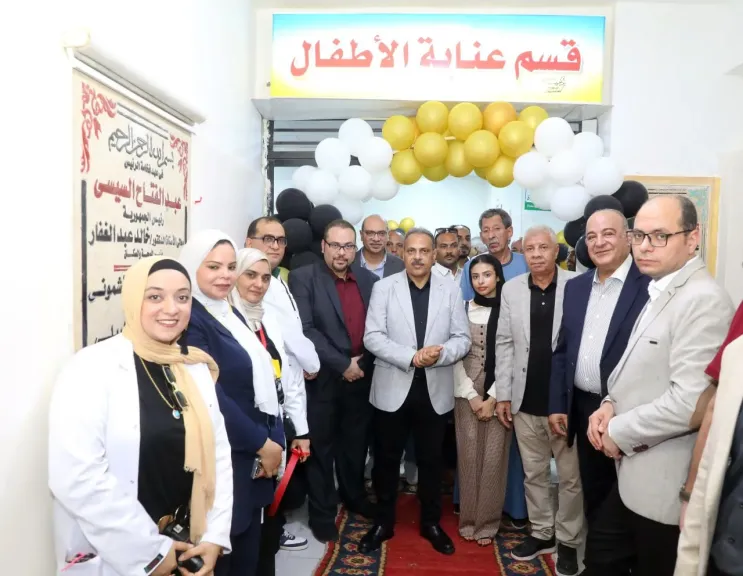 محافظ الشرقية يفتتح الأشعة المقطعية وقسم الأطفال بمستشفى فاقوس المركزي