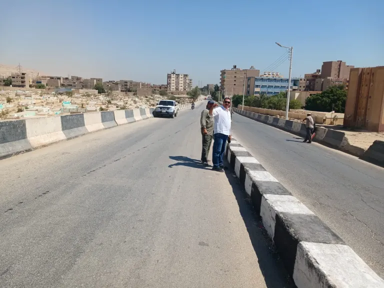 محافظ أسيوط: حملة مكبرة لرفع المخلفات وكنس الشوارع الرئيسية بمركز الغنايم