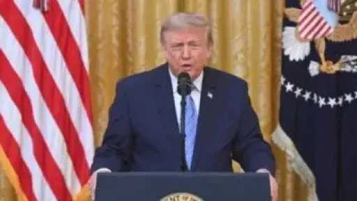 ترامب: إيران أضعف من ذى قبل.. ولن يمنعها من السلاح النووى سوى واشنطن