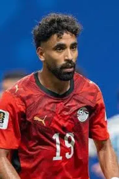 مصدر فى الأهلي يكشف حقيقة العرض السعودي لضم مروان عطية خلال الصيف