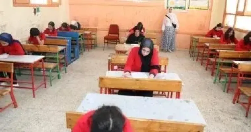 انطلاق امتحانات الدور الثاني للشهادة الإعدادية بالمحافظات