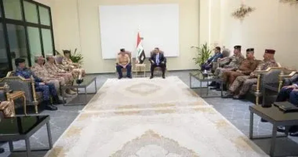 وزير الداخلية الكويتي يبحث مع محافظ البصرة العراقية مستجدات الأوضاع الأمنية