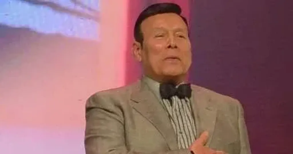 أحمد ماهر: تكريمى من المهرجان القومى للمسرح جاء متأخرا كثيرا