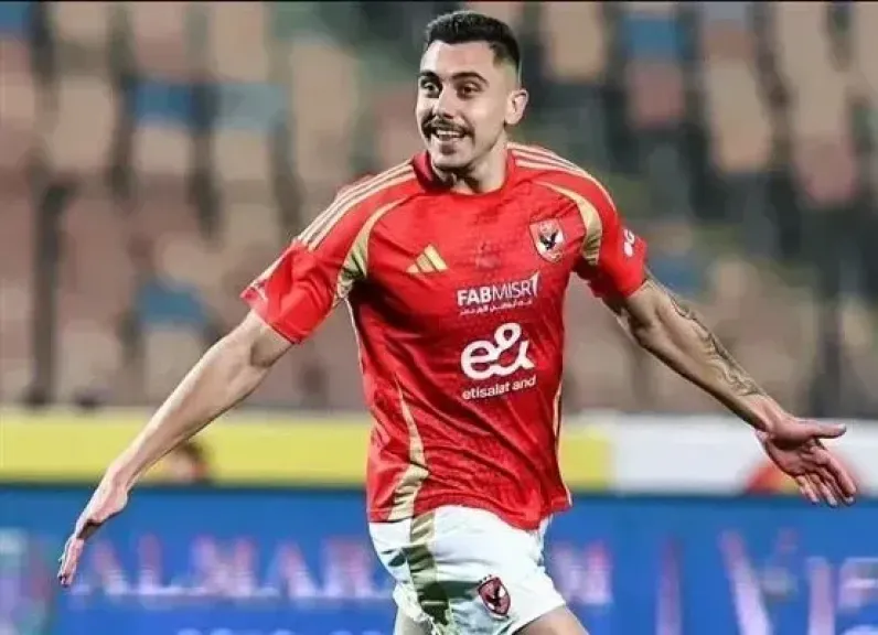 أشرف داري يقترب من الرحيل عن الأهلي.. وتقارير تكشف التفاصيل