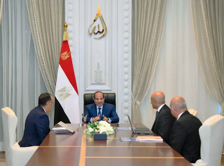 الرئيس السيسي يتابع   جهود الدولة في تطوير التعليم قبل الجامعي والتعليم الفني