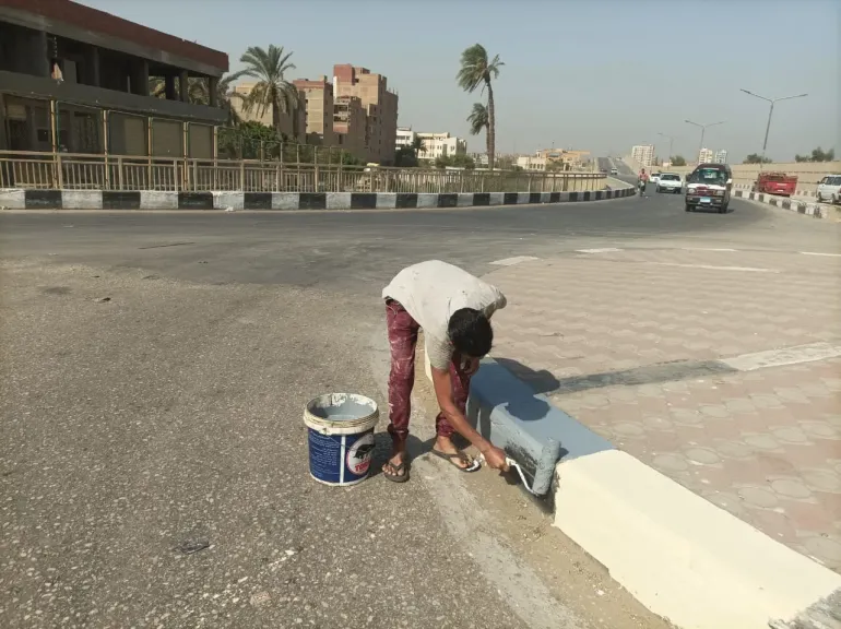 محافظ أسيوط: متابعة أعمال رفع كفاءة الشوارع والميادين بمركز الفتح لتحسين