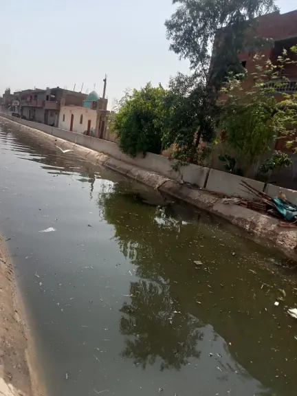 محافظ أسيوط: استمرار أعمال تطهير الترع ورفع نواتج التطهير بمختلف المراكز
