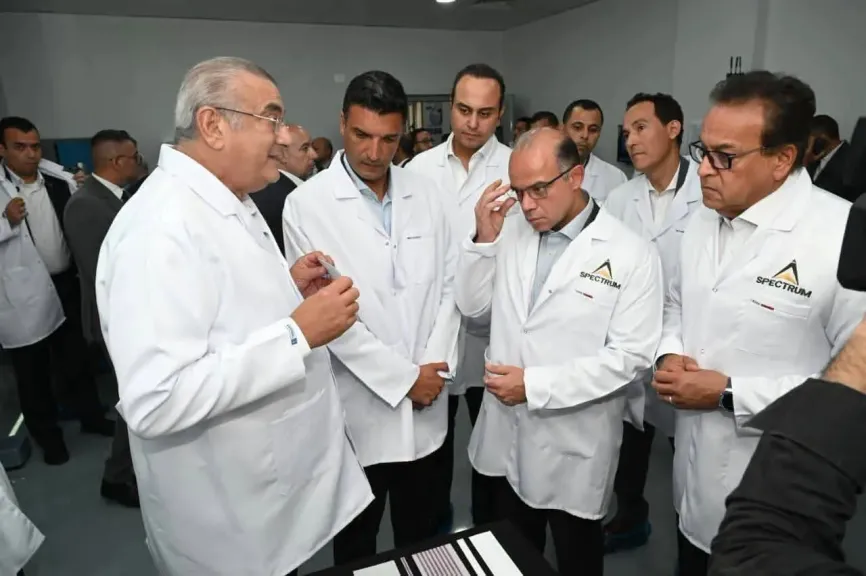 وزراء الصحة والصناعة والاستثمار ومحافظ الإسماعيلية يشهدون افتتاح مصنع لإنتاج اختبارات التشخيص السريع