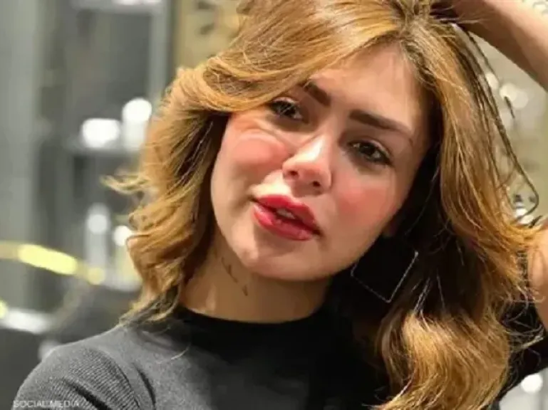 قرار جديد من المحكمة الاقتصادية في قضية هدير عبد الرازق بغسل الأموال