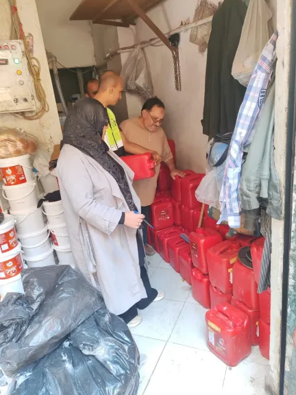 تموين الشرقية ضبط 4 أطنان خامات بلاستيك ومواد غذائية مجهولة المصدر ببلبيس