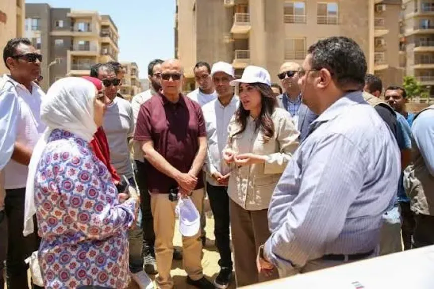 وزيرة الإسكان تتابع أعمال تطوير المشروعات ورفع كفاءة الخدمات بمدن الصعيد الجديدة