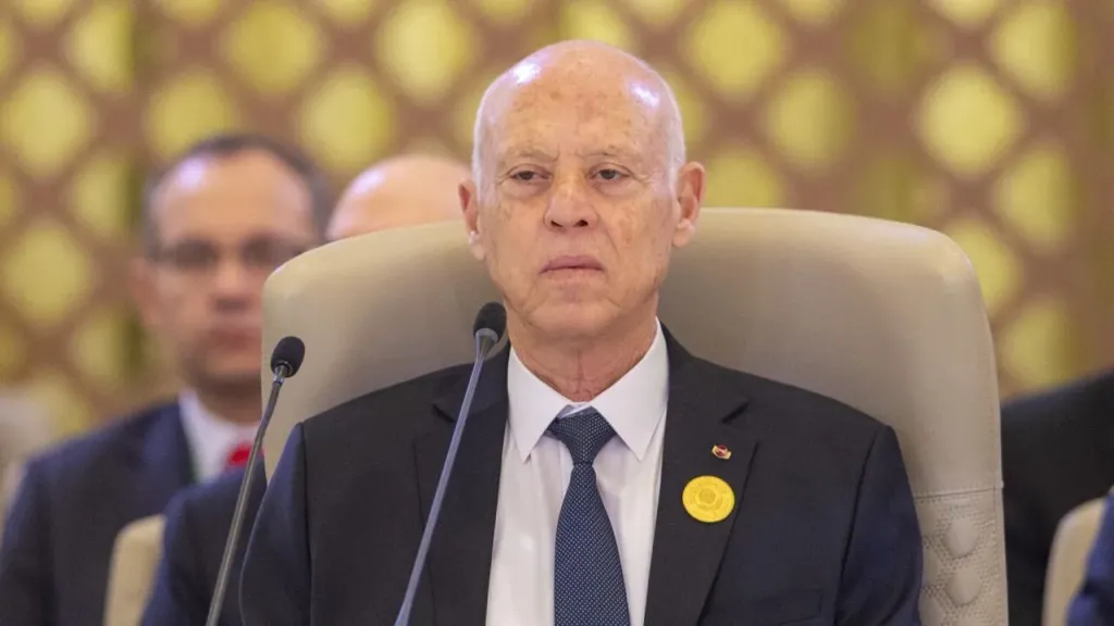 الرئيس التونسي يعرب عن التقدير الكبير لحرص الرئيس السيسي على تعزيز العلاقات بين البلدين