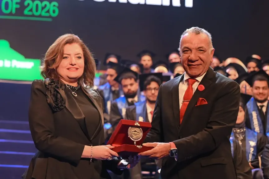 بالصور.. جامعة مصر للعلوم والتكنولوجيا تحتفل بتخريج الدفعة 25 من كلية طب وجراحة الفم والأسنان وسط أجواء مميزة