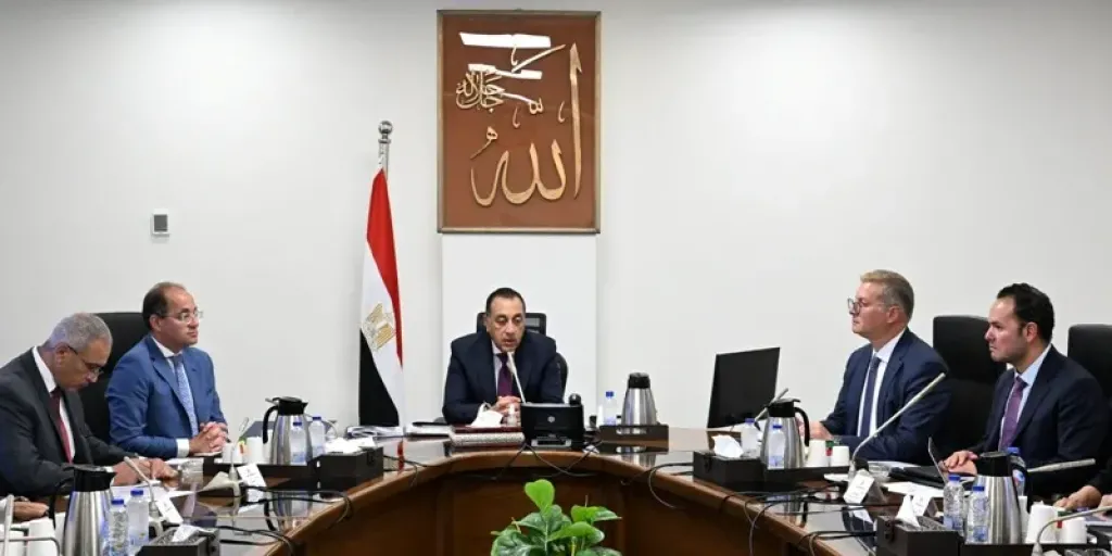 رئيس الوزراء يتابع جهود زيادة المخزون الاستراتيجي من المنتجات البترولية