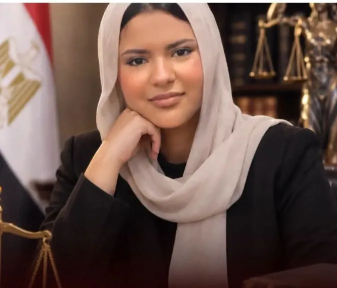 روان ايهاب الاولى على مستوى الجمهورية بالقسم الادبى تلتحق بكليه الحقوق