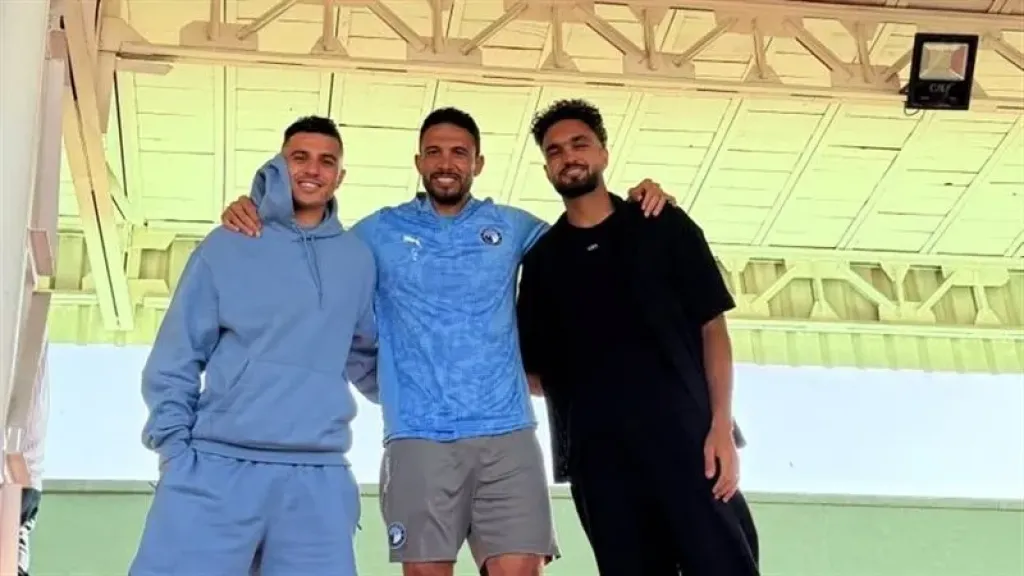 مصطفى زيكو وكريم حافظ ينضمان إلى معسكر بيراميدز في تركيا