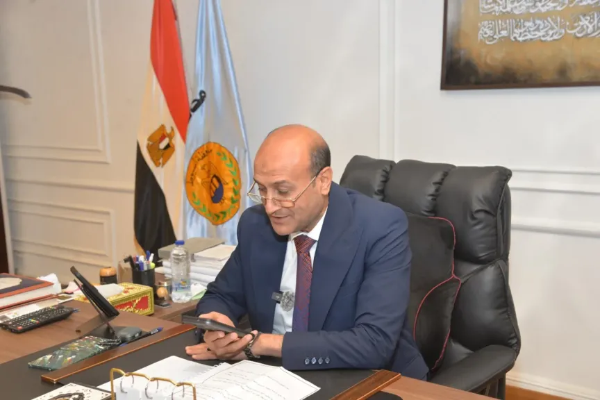 محافظ أسيوط يهنئ هاتفيًا الطالب عبدالرحمن أحمد عبدالمالك لحصوله على المركز التاسع