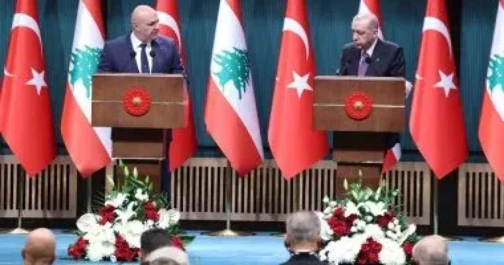 الرئيس اللبناني يختتم زيارته إلى تركيا ويعود إلى بيروت