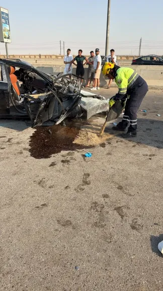 مصرع زوجين وإصابة طفليهما إثر انقلاب سيارة بطريق الإسماعيلية الصحراوى