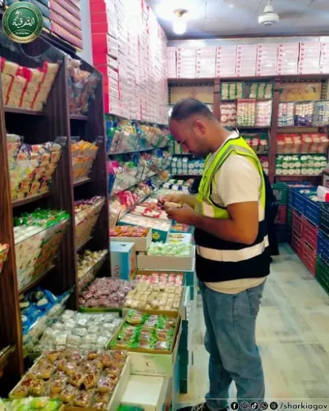 سلامة الغذاء بالشرقية التنفيش على٥ مصانع للحلوى و200 منشاة غذائية