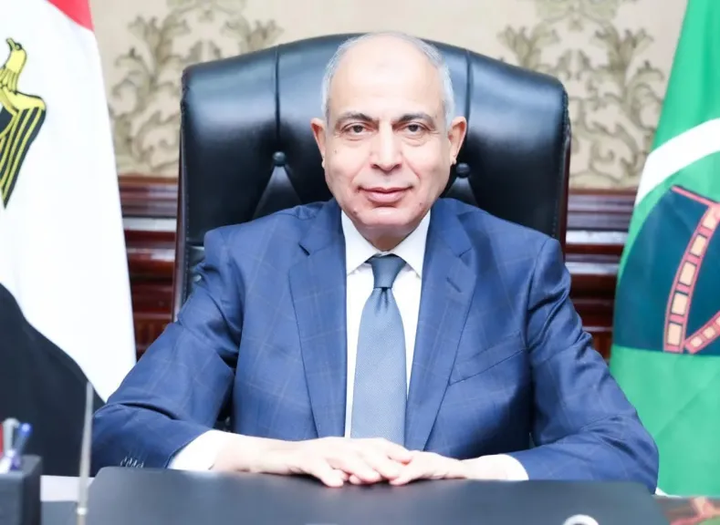 محافظ المنيا يطلق مبادرة للتوعية بقانون التصالح وتقنين مخالفات البناء