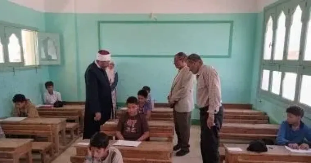 طلاب الشهادتين الابتدائية والإعدادية أزهر دور ثان يمتحنون أصول الدين والدراسات