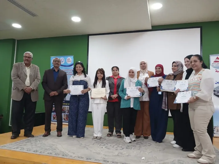 التضامن  تختتم فعاليات برنامج بناء قدرات شبكة ميسرات الحضانات بمحافظة قنا