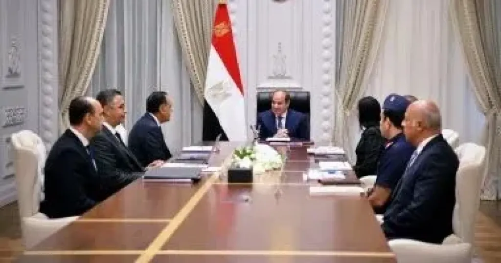 الرئيس السيسى يؤكد على ضرورة مواصلة الاهتمام بالمواطنين الأشد فقرًا