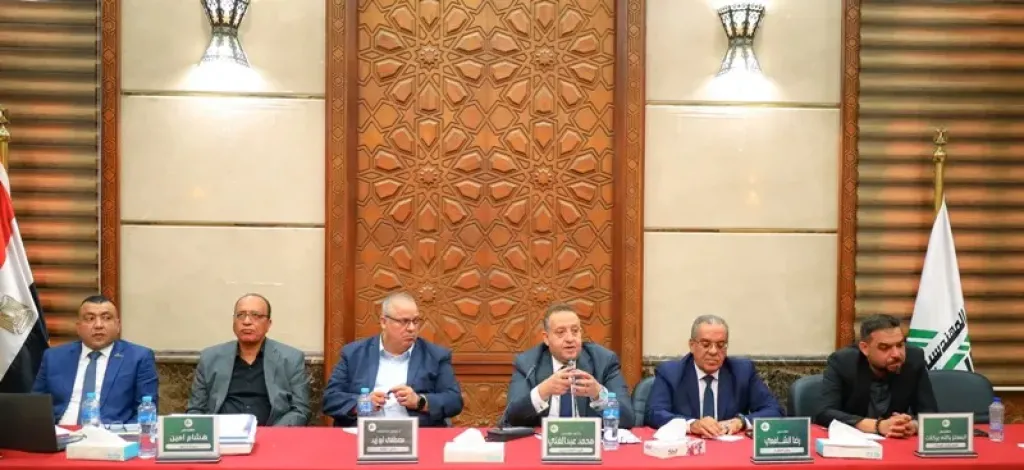 ”المهندسين” تبحث تعزيز التعاون مع رؤساء النقابات الفرعية وخطة تطوير لتحصيل الدمغة الهندسية| صور