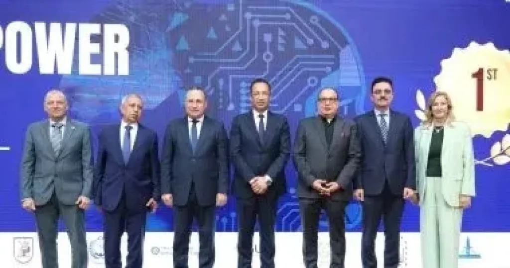 وزيرا الاتصالات والتعليم العالي يشهدان ختام الدورة الرابعة من مبادرة بناء قدرات الجامعات