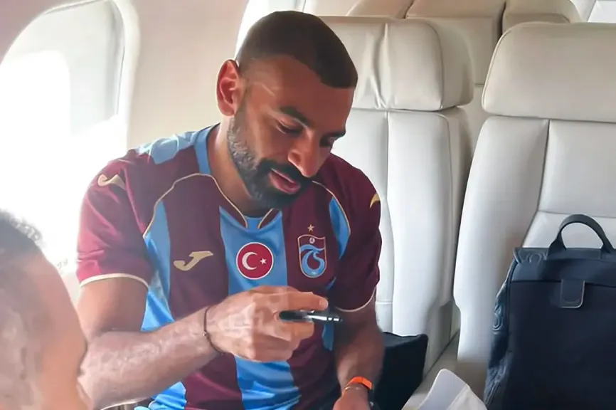 الكاتب الصحفي  جهاد عبد المنعم يكتب : غموض تعاقد صلاح مع طرابزون