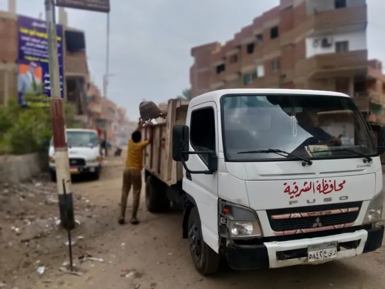 محافظ الشرقية تنفيذ يوم في حياة كل قرية  بكفر إبراش بمشتول السوق