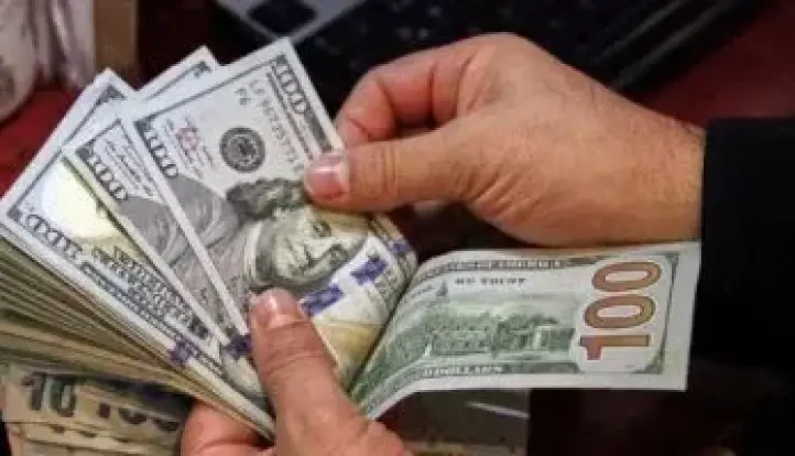 أقل سعر لـ صرف الدولار اليوم الخميس .. بعد هبوط سعر الدولار