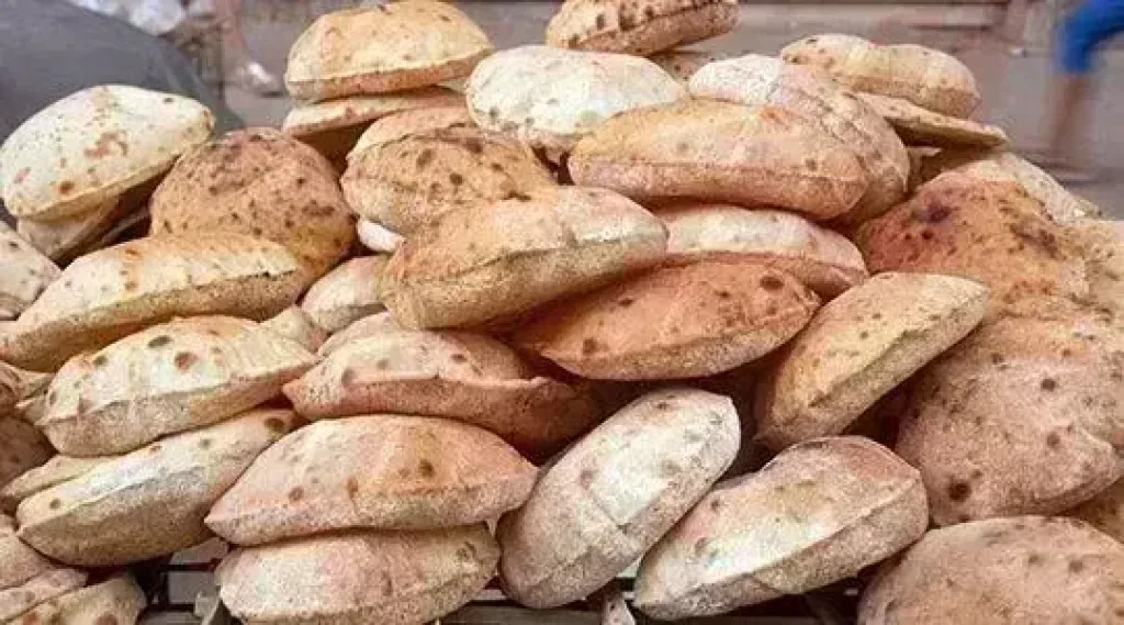 سعر رغيف الخبز السياحى والفينو بعد قرارات التموين الجديدة