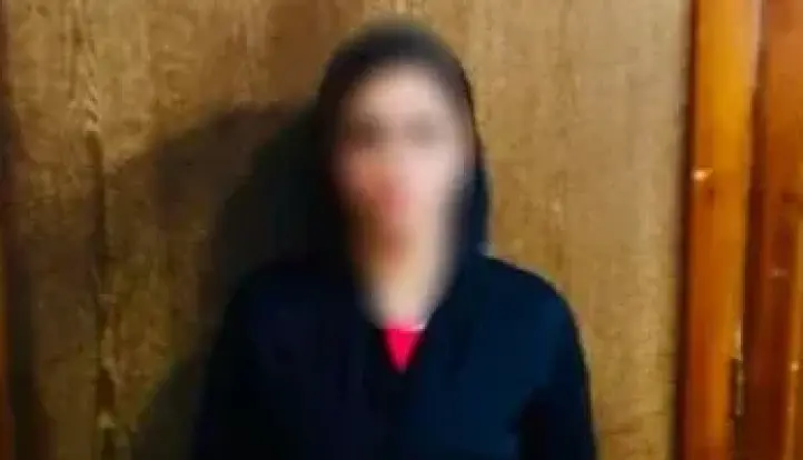 حبس صانعة محتوى لقيامها ببث فيديوهات خادشة على الإنترنت