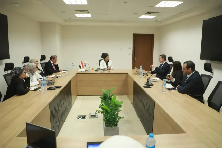 الصحة تبحث مع فرنسا تطوير الرعاية الأولية
