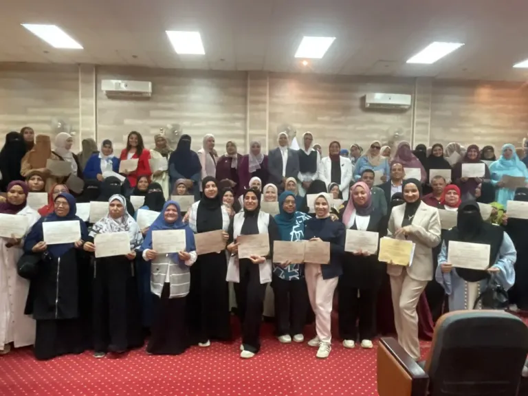 التضامن :-  برنامج بناء قدرات شبكة ميسرات الحضانات يصل محطته الرابعة بمحافظة الوادي الجديد