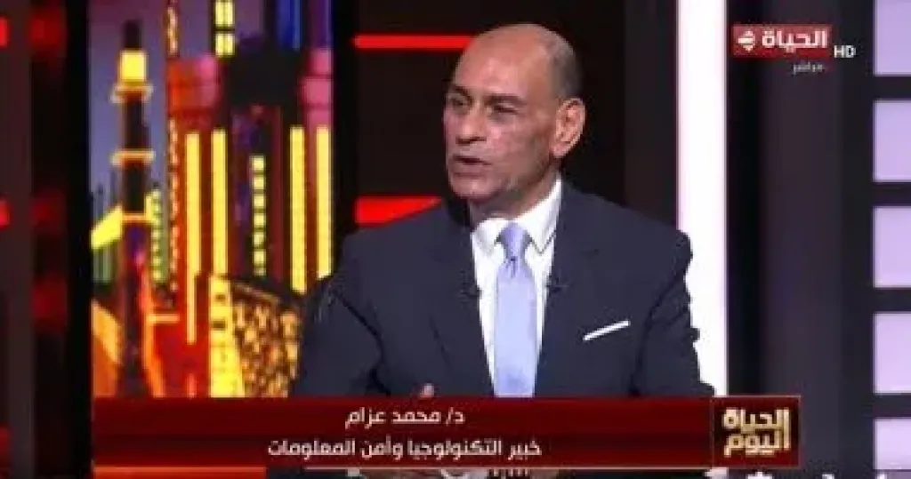 خبير أمن معلومات: خوارزميات السوشيال ميديا تتحكم في العالم