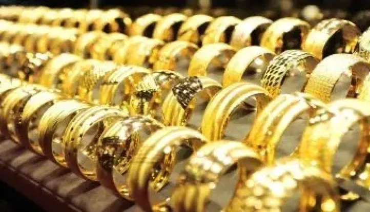 سعر الذهب عيار 14 اليوم الأحد 9 أغسطس يصل إلى 4077 جنيهًا